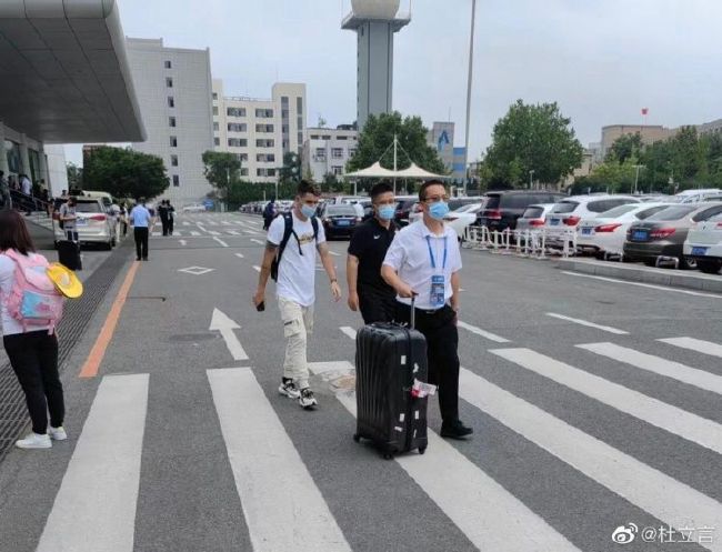 亚洲精品久荜中文字幕