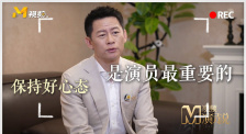 美女的胸18岁以下禁止看